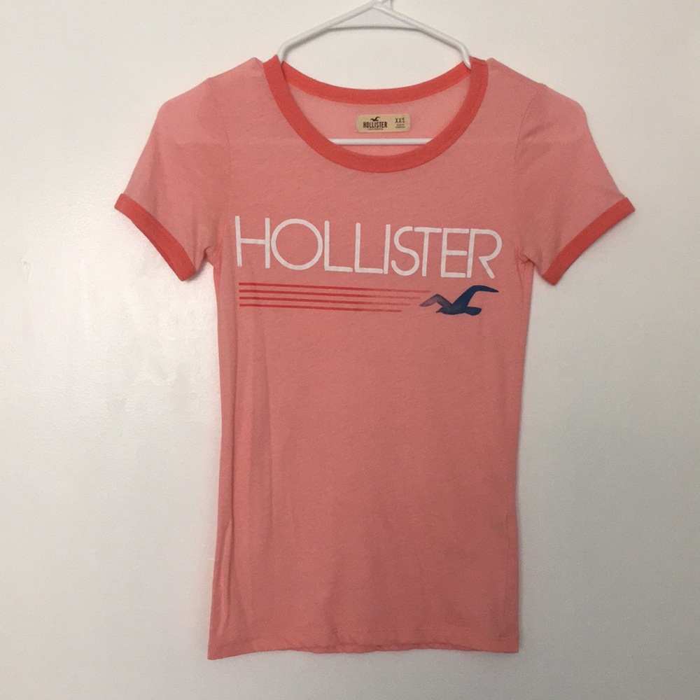 Hollister Graphic Tee